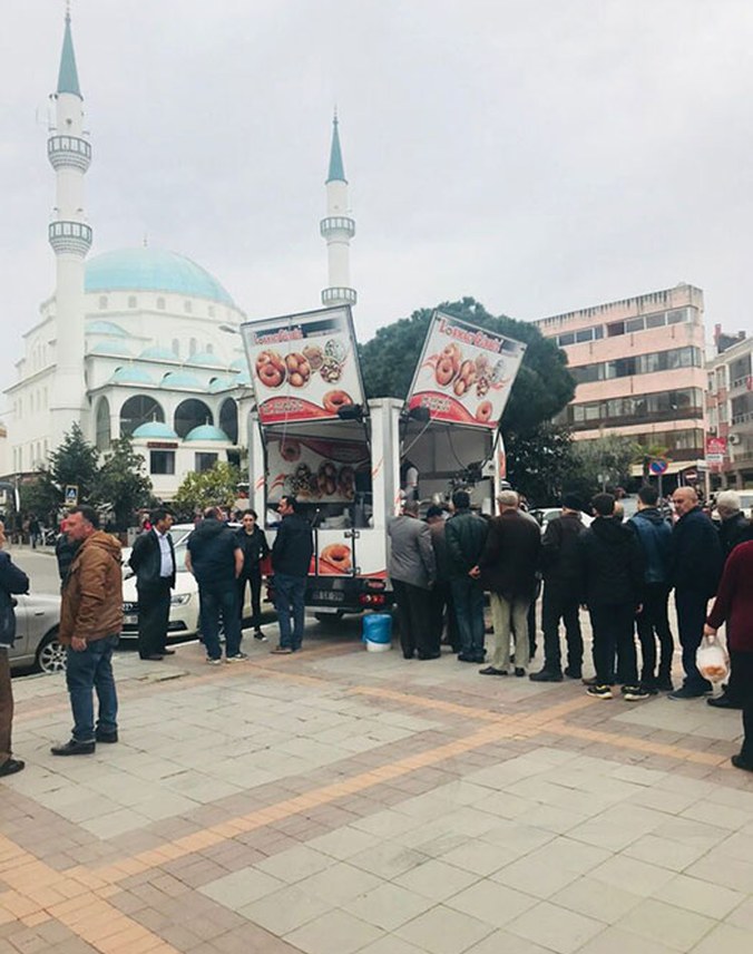 Mevlit lokma ikramı